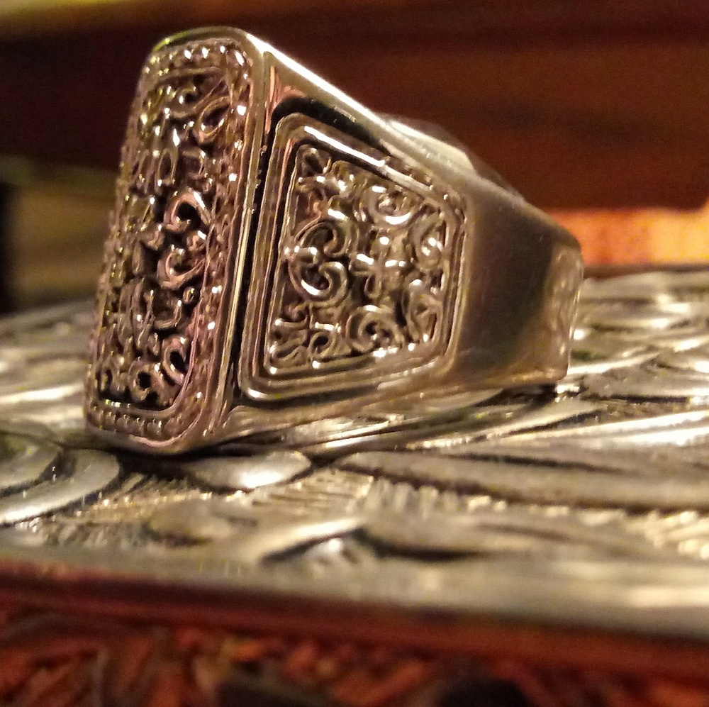 Lia Sophia Ring
